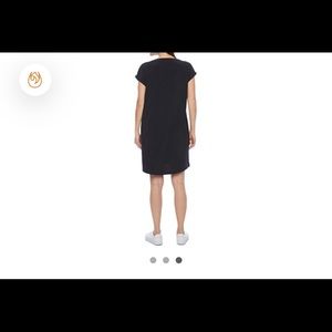 Stylus navy blue dress with pockets.  Size small.  NWT